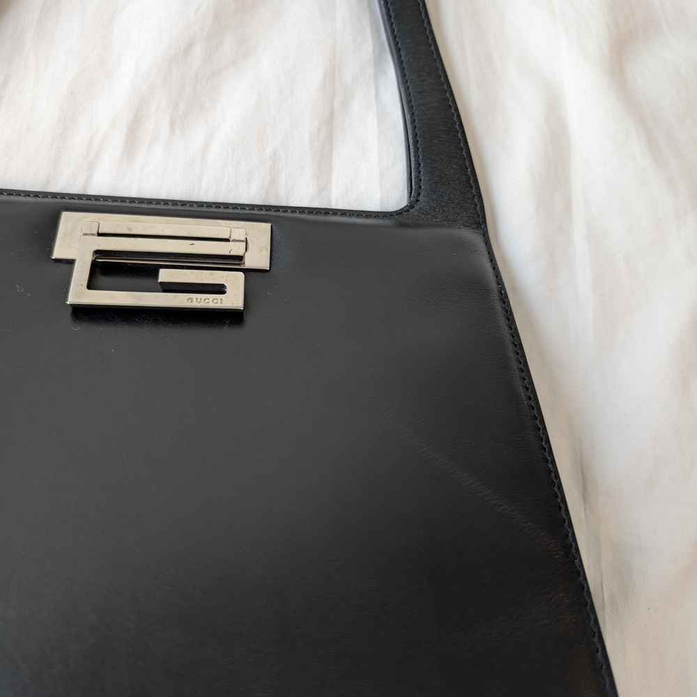 Gucci Shoulder Bag - Picture 5 of 15